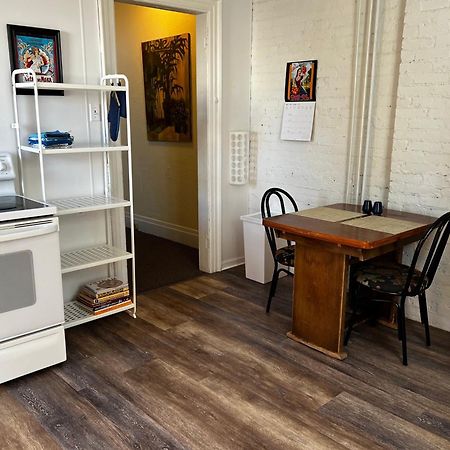 Great Gorge Guesthouse - Walk To The Falls, The Casino And All Downtown Restaurants - Across From The Aquarium Niagara Falls Luaran gambar
